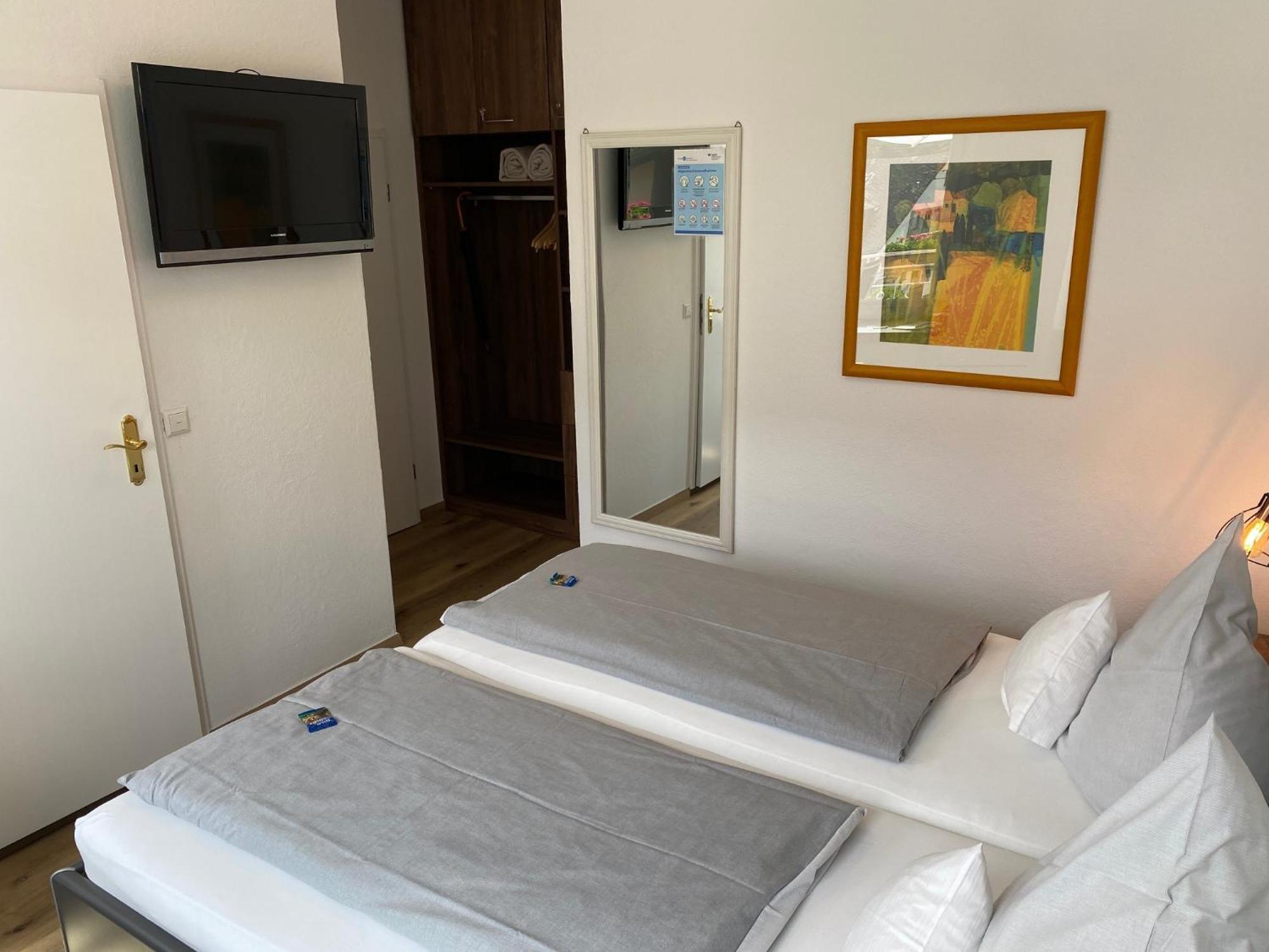 Hotel Zur Post クロッテン 部屋 写真